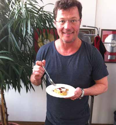 Zabkása felfújt bogyós gyümölcsökkel (Stohl András)